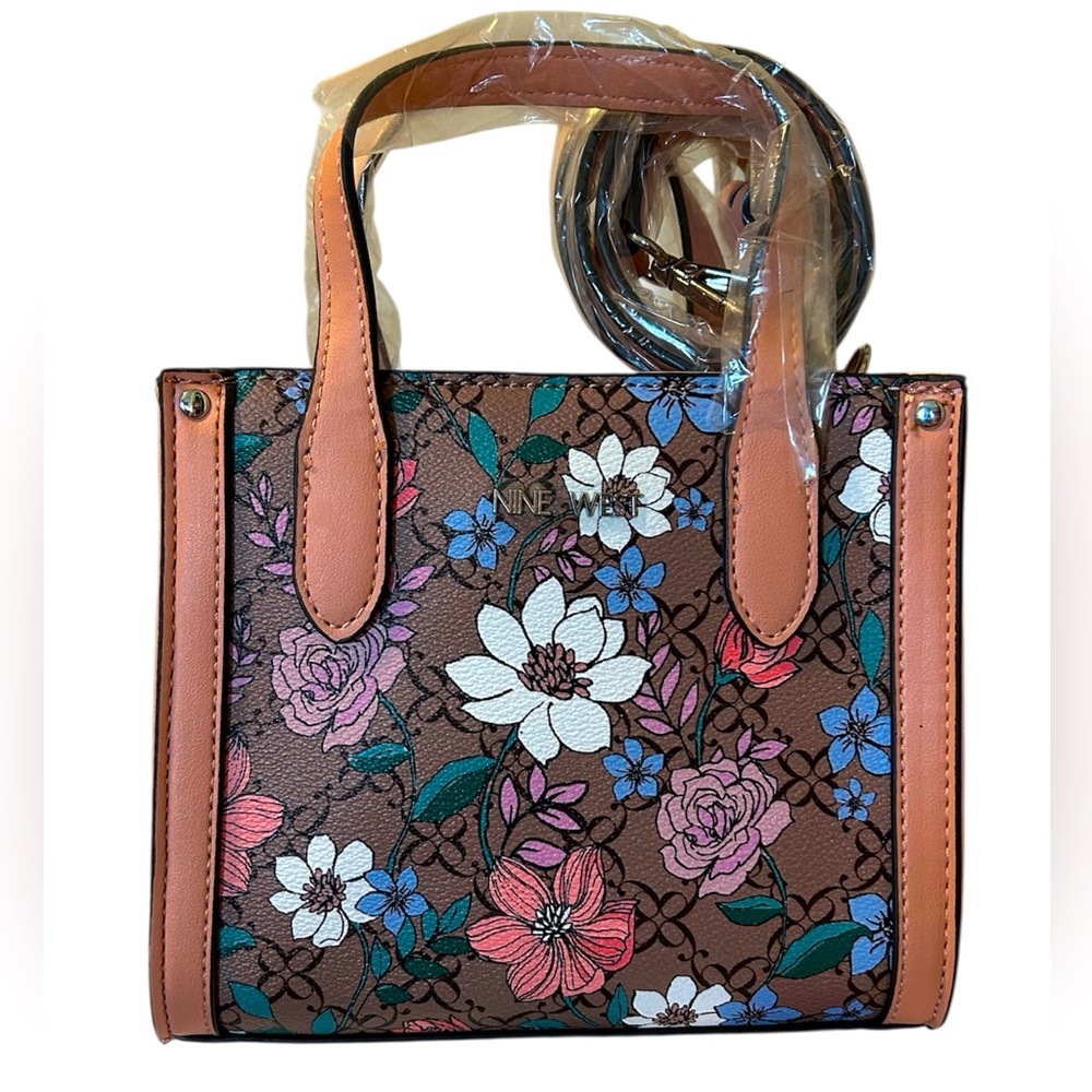 Nine West Candace NWOT Small Tote Bag Magnolia Floral Pattern